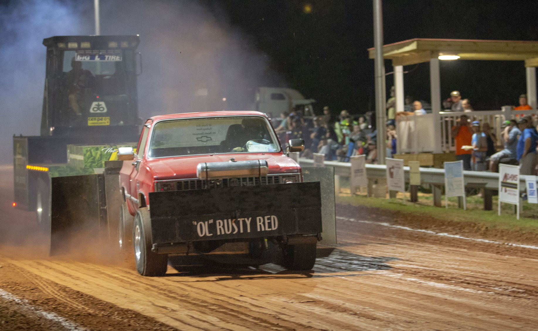 TractorPull20.JPG